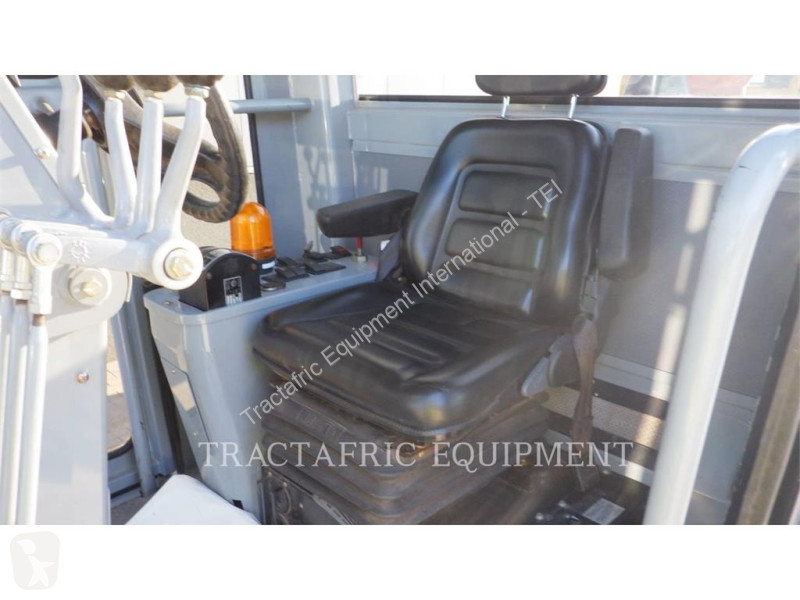 ممهدة طرق SEM MACHINERY SEM919