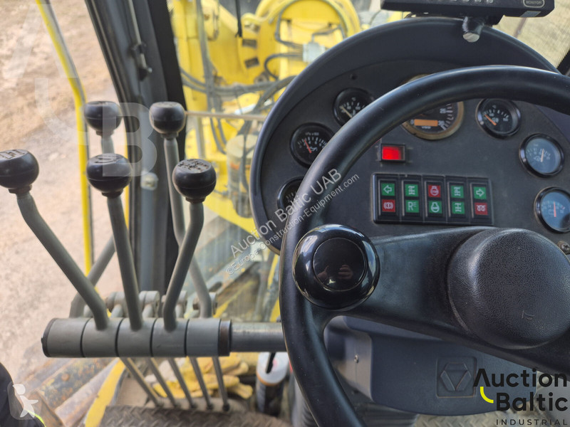 Грейдер XCMG GR215