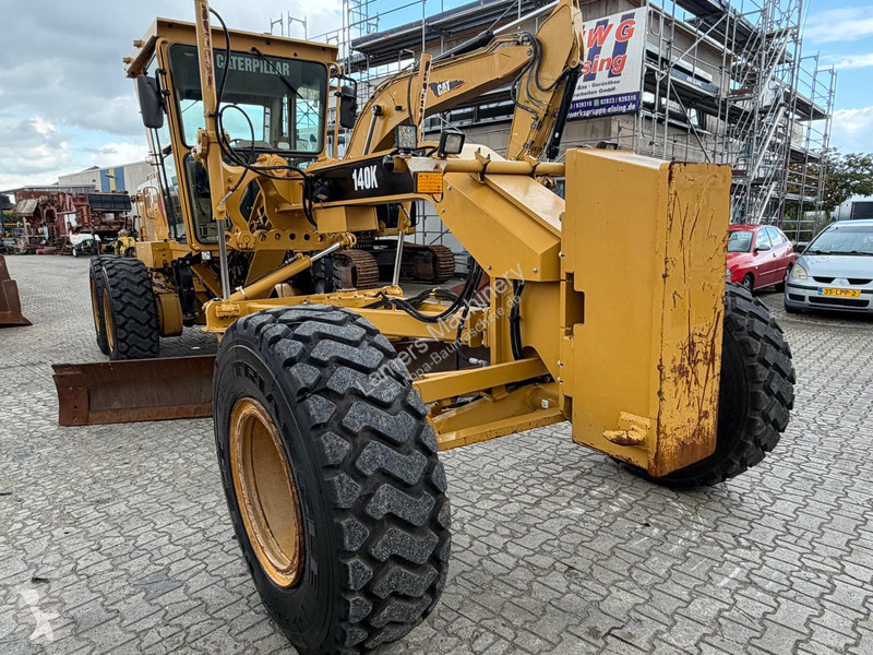 Niveladora Caterpillar 140K .