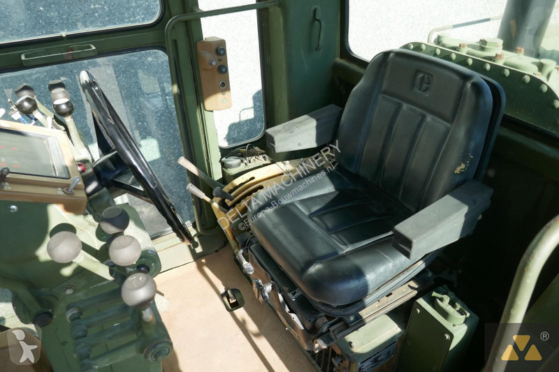 Грейдер Caterpillar Ex-army