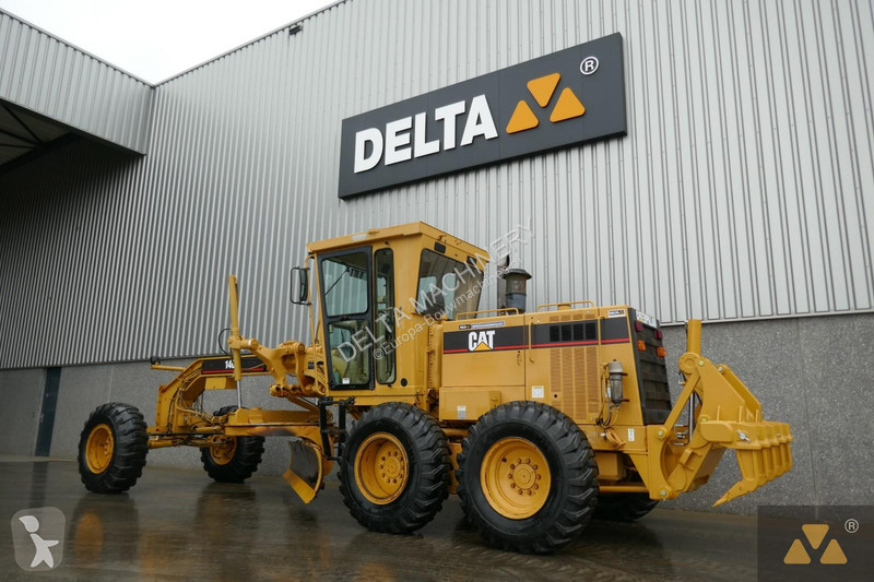 Niveladora Caterpillar Ex-army