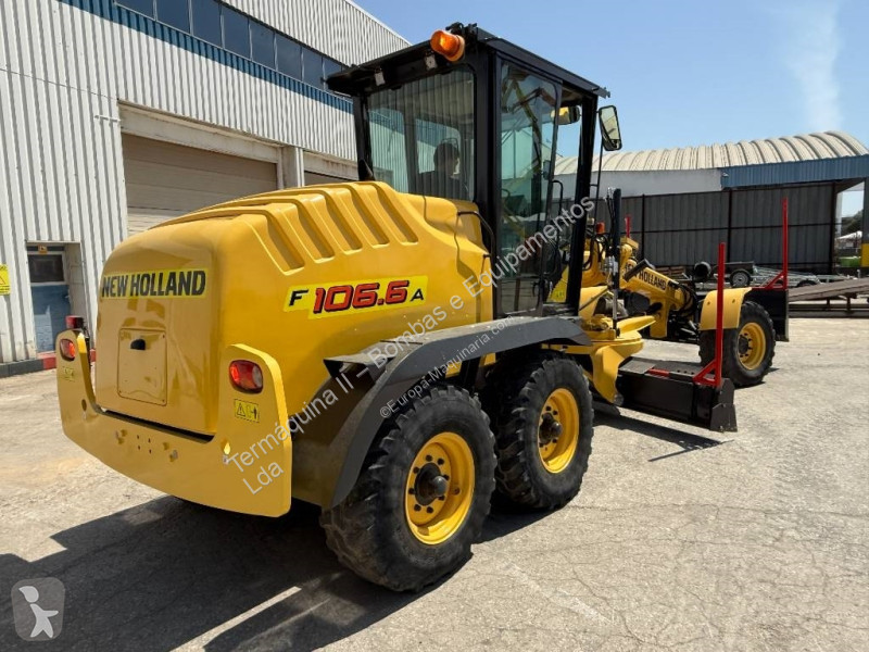 Niveladora New Holland F 106.6 A