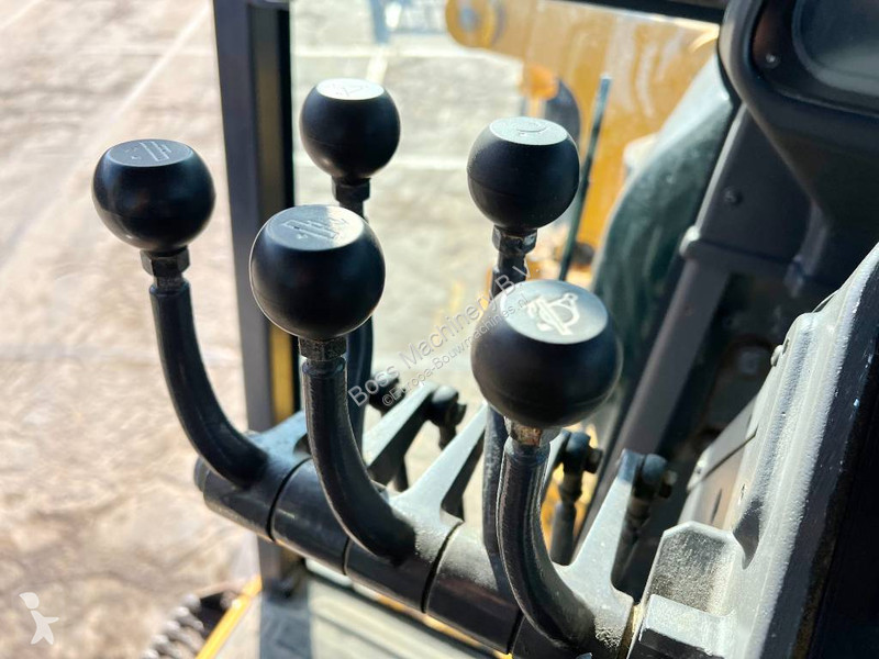Grader Volvo 6x6 AWD - EPA Certified
