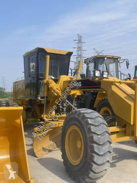 Grejder Caterpillar