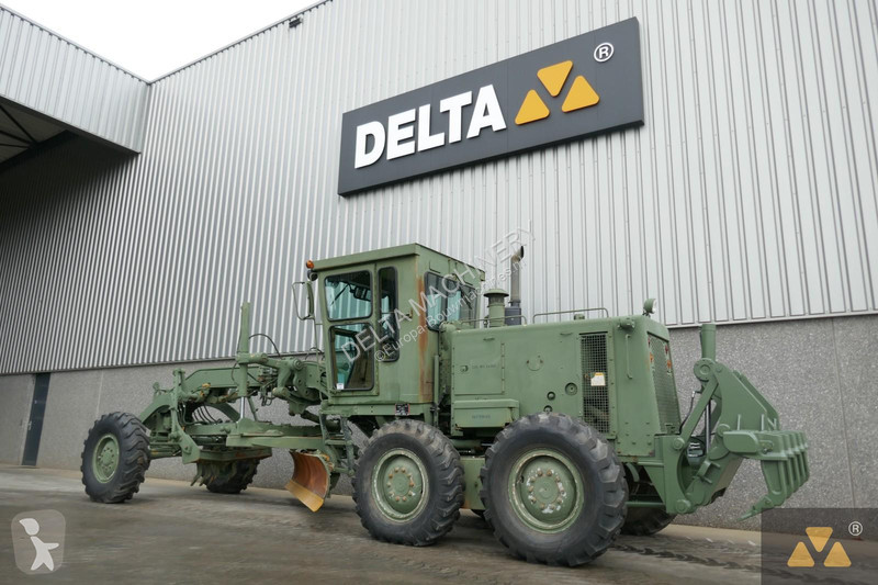 Niveladora Caterpillar Ex-army