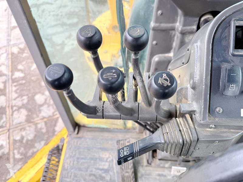 ممهدة طرق Volvo - 5.5 Meter Blade / EPA Certified
