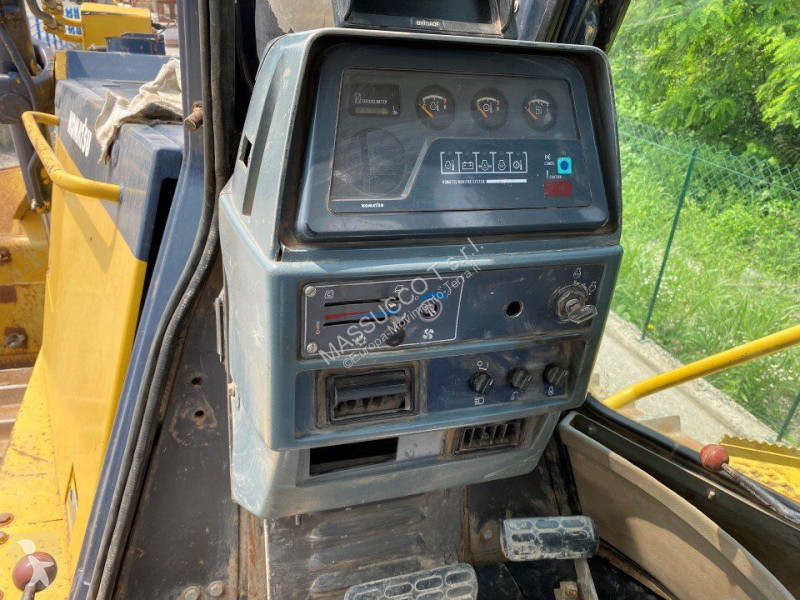 ممهدة طرق Komatsu D155A-3