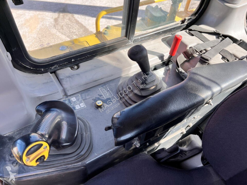 Grejdr Komatsu D65