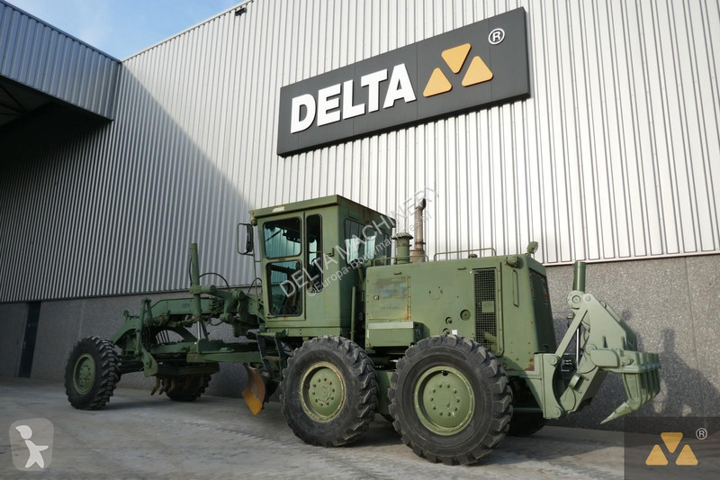 Niveladora Caterpillar Ex-army