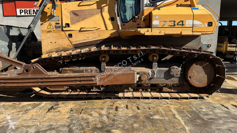 ممهدة طرق Liebherr PR 734 LGP