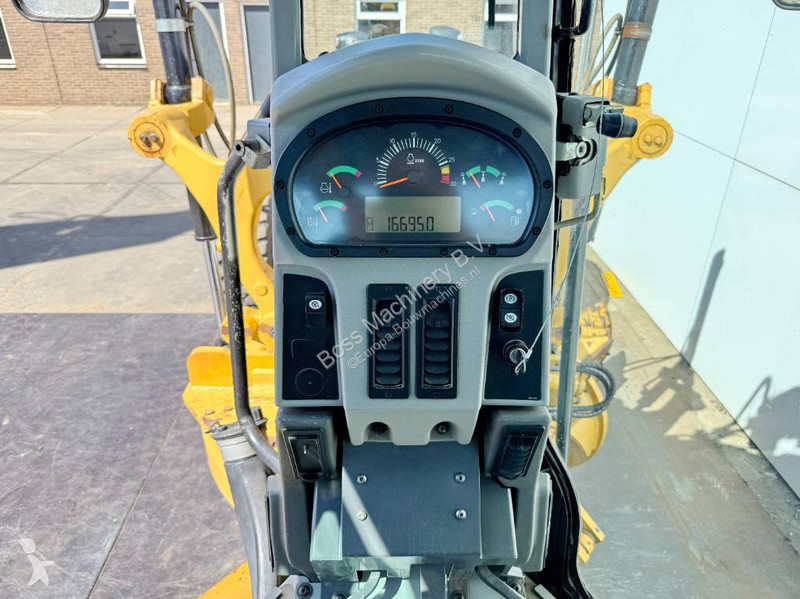 Grejder Caterpillar 160M AWD - 3 Tine Ripper /...