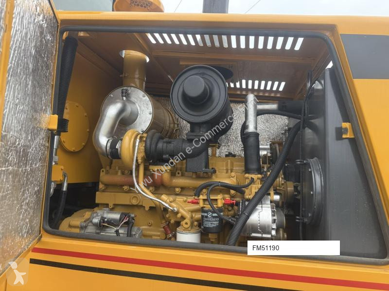Grejder XCMG GR180