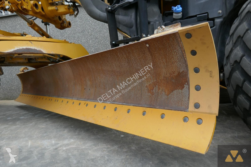 Grejder Caterpillar 12M3