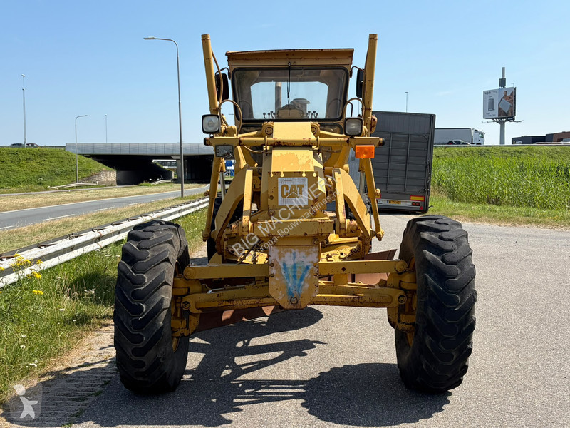 Grejder Caterpillar