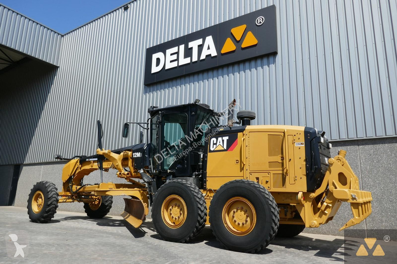 Grejder Caterpillar 12M3