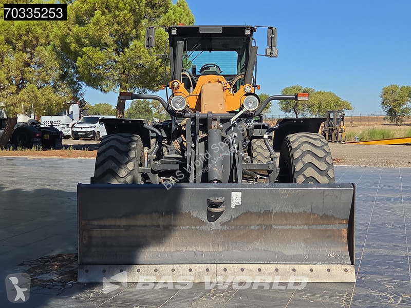 Vägskrapa Case 856 C AWD