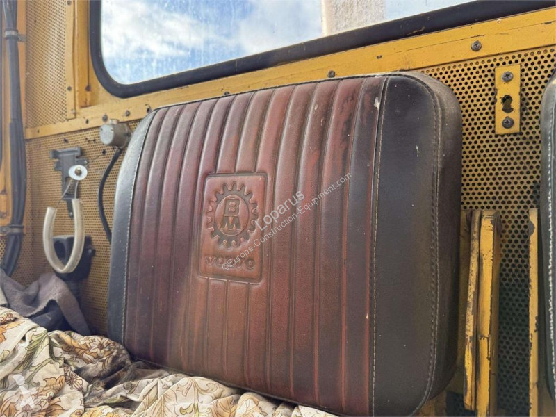 ممهدة طرق Volvo VHK-118