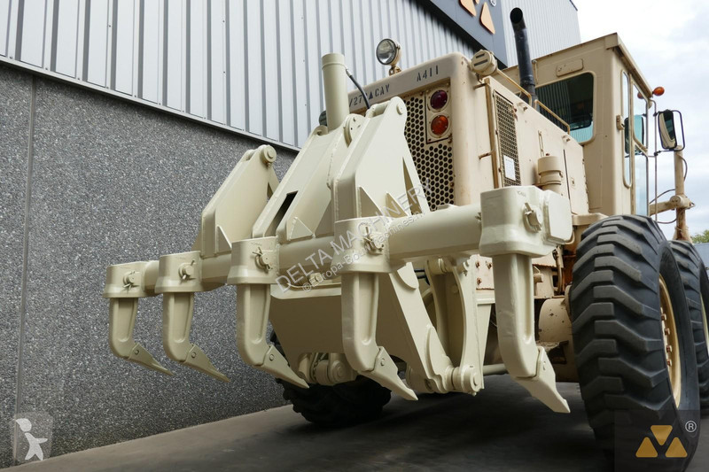 Niveladora Caterpillar Ex-army