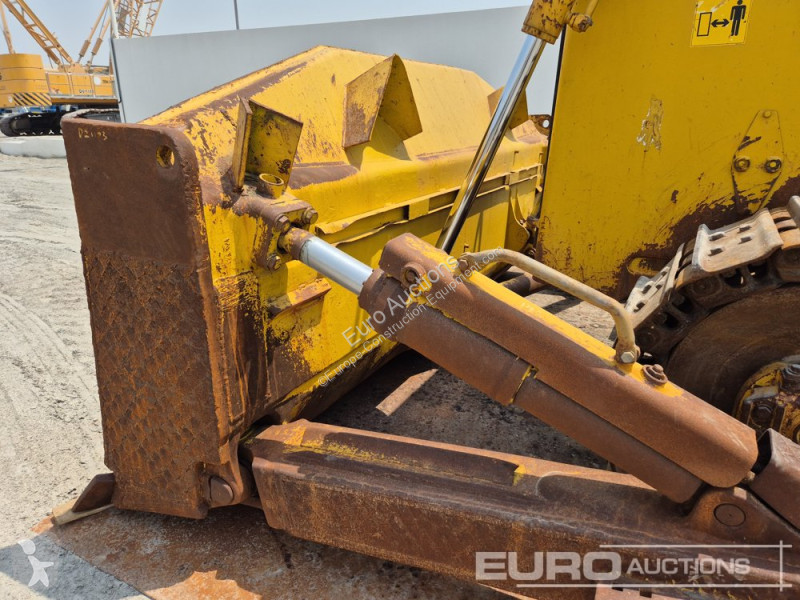 Niveladora Komatsu D155A-6