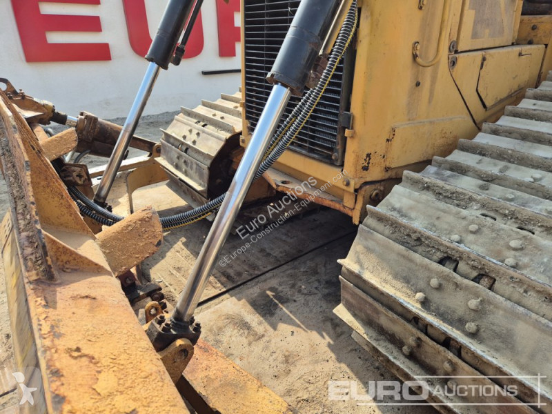 Grader Caterpillar D6R2