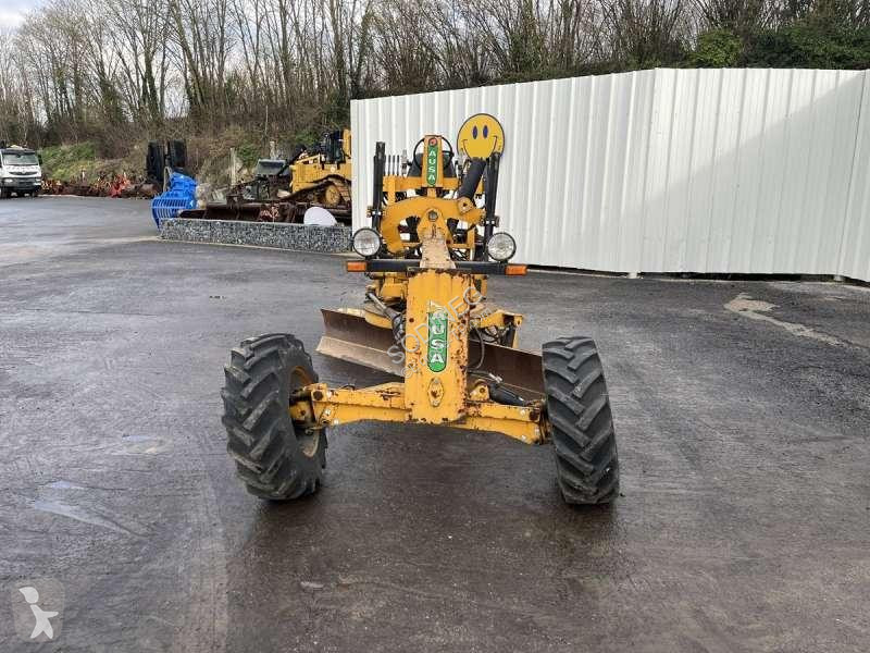 Grader   OP NV2500
