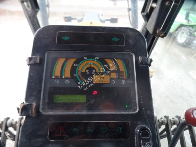ممهدة طرق Komatsu GD675-5