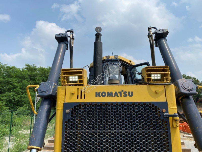 ممهدة طرق Komatsu D155A-3