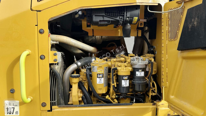 ممهدة طرق Caterpillar D4K2 LGP