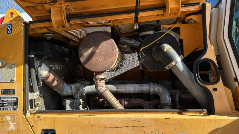 ممهدة طرق Liebherr PR 734 LGP