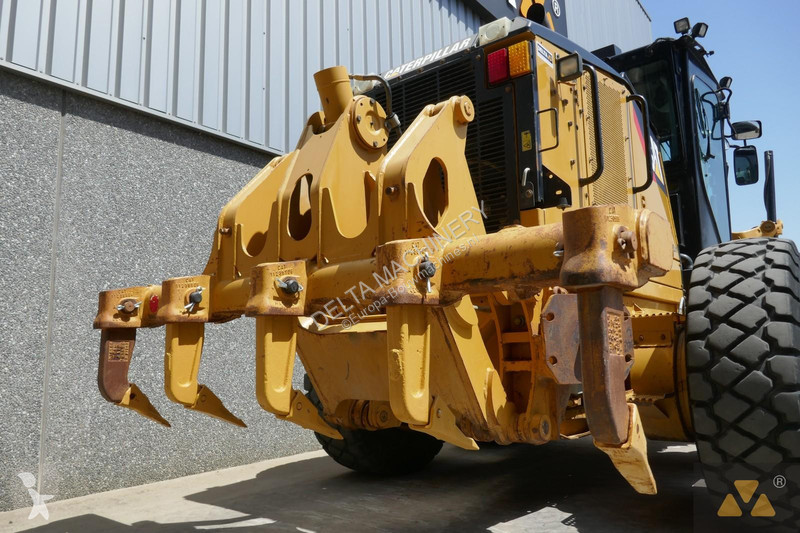 Grejder Caterpillar 160M