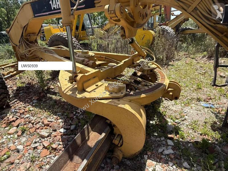 Grejder Caterpillar 14H