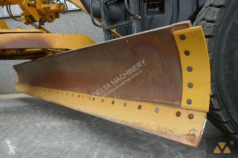 Grejder Caterpillar 14M