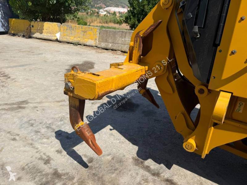 ممهدة طرق Caterpillar 12M3 AWD