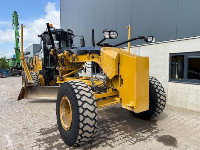 Grejder Caterpillar 140 M