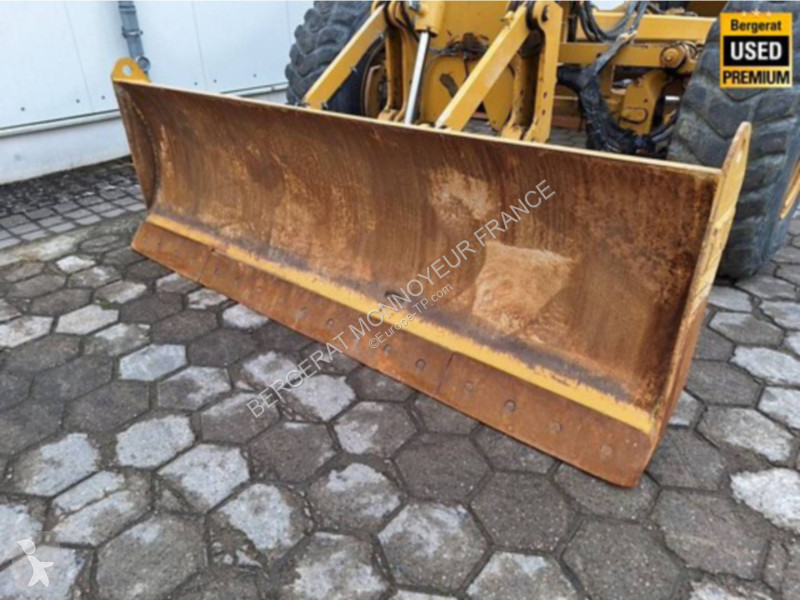 Грейдер Caterpillar 140 AWD