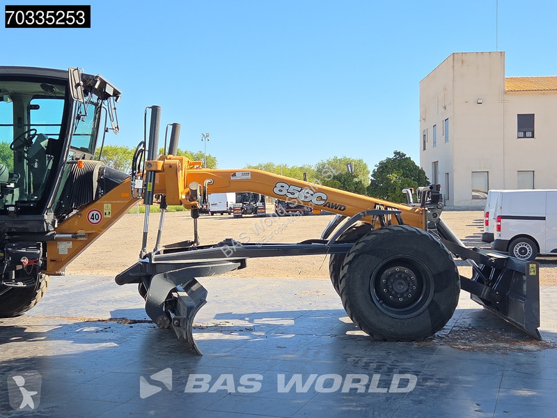 Vägskrapa Case 856 C AWD