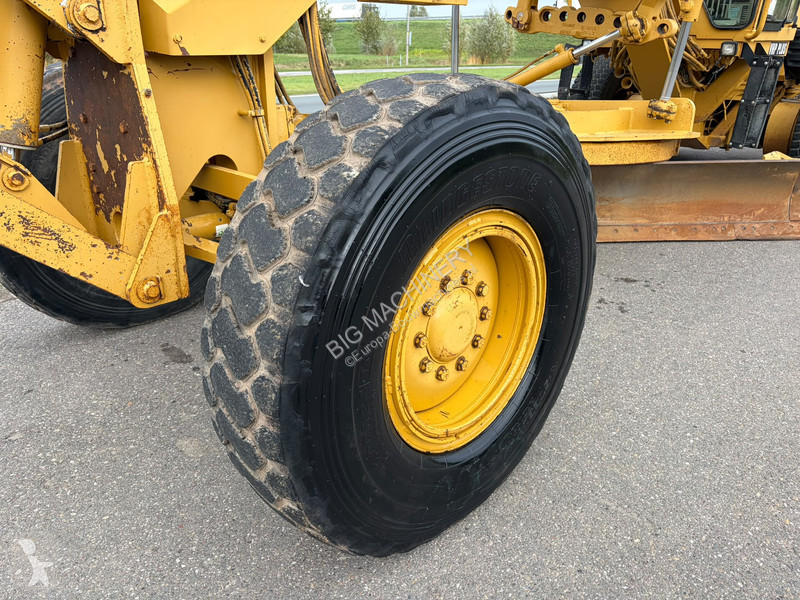 Vägskrapa Caterpillar