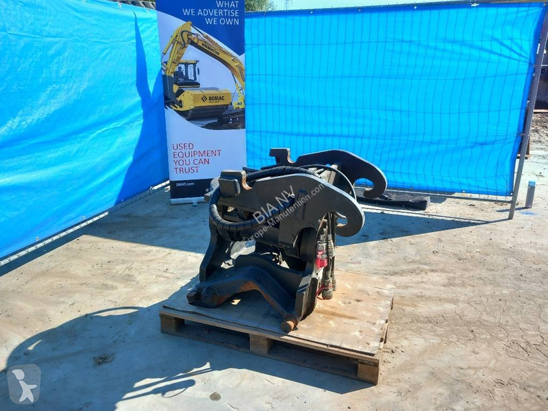 قطع آلات المناولة Eurosteel Powertilt 300