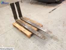 Náhradné diely na manipulačnú techniku vidlice Pallet fork, L 1.78 , B 0.15 mtr