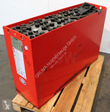 Piezas manutención 48 V 4 PzS 620 Ah otras piezas usada