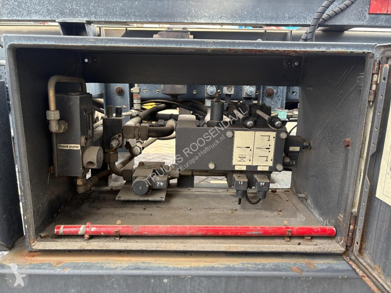 منصة تلسكوبية Mercedes ATEGO 1317 + DOLL AERIAL...