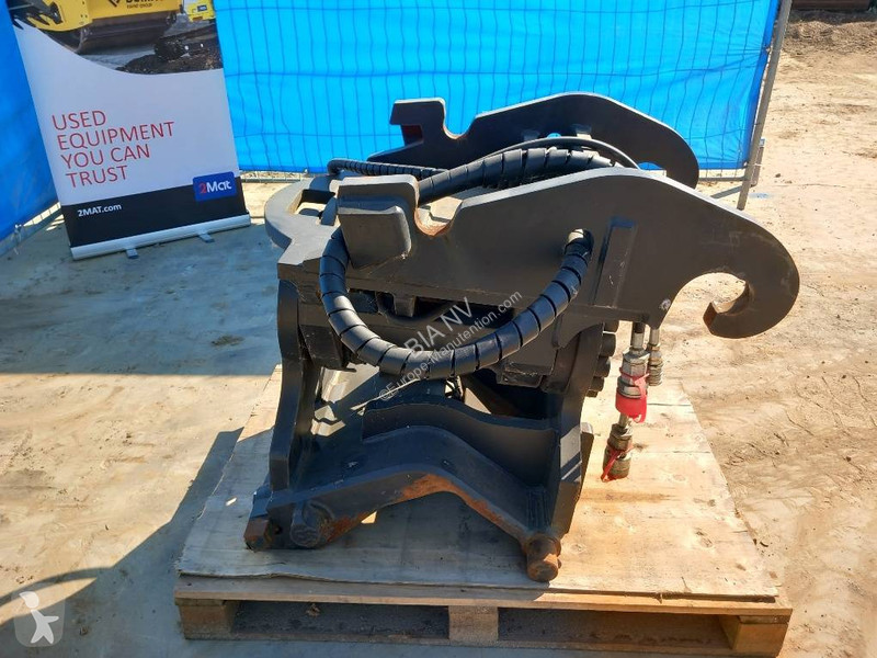 قطع آلات المناولة Eurosteel Powertilt 300