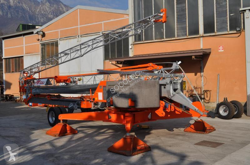 قطع آلات المناولة   pièces pour GRUES- LIEBHERR...