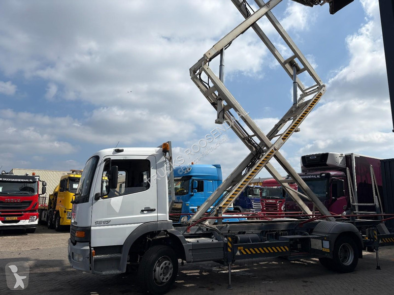 منصة تلسكوبية Mercedes ATEGO 1317 + DOLL AERIAL...