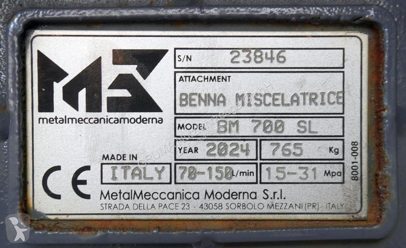 搬运装卸设备零件   BM 700 SL / Betonmischschaufel
