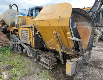 Obras de carretera Caterpillar BB621E