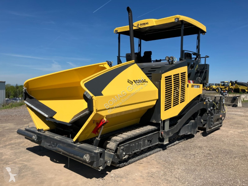 Obras de carretera Bomag BF 800 C S600 Stage...
