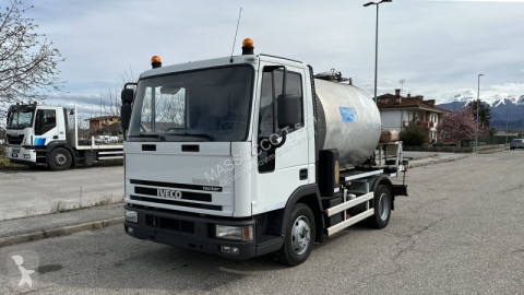 Sypač Iveco
