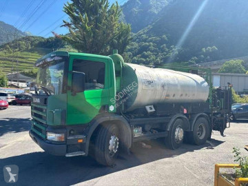Kamion s ohříváním emulze Scania