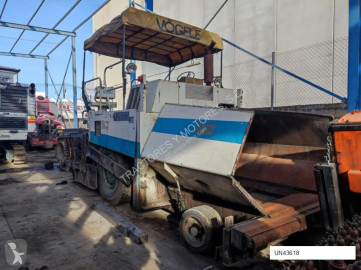 Obras públicas rodoviárias pavimentadora Vögele